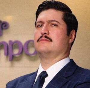 En la serie se retrata la cultura laboral de México, resaltando características del estilo godín y conflictos que se viven día tras día en la oficina.