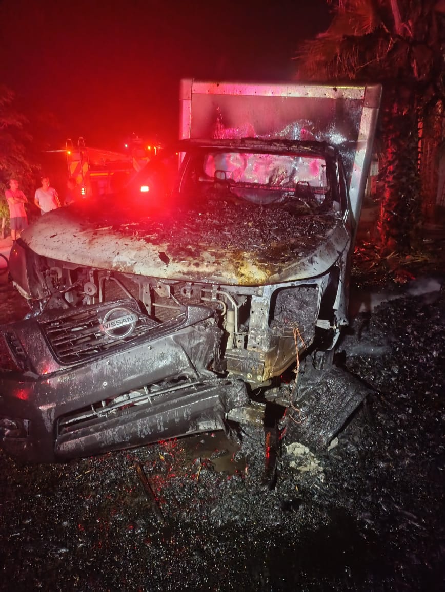 Vehículo calcinado La Joya