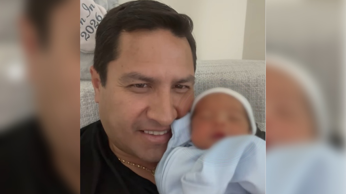 julión álvarez con su bebé