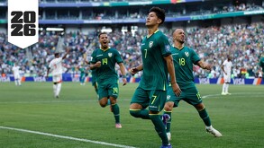 El partido estuvo marcado por el calor que se presentó en la ciudad a la hora del juego.