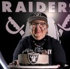 Bárbara Estrada fue elegida por la NFL como la Fan Internacional del Año, por su gran apoyo a Las Vegas Raiders desde los años 70's y desde México.