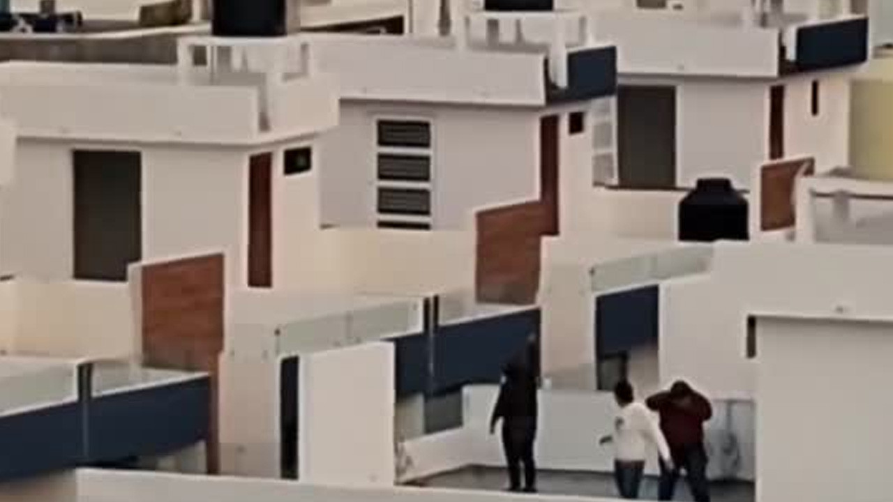 Tres hombres fueron detenidos en Chilpancingo tras realizar disparos al aire desde la azotea de un inmueble.