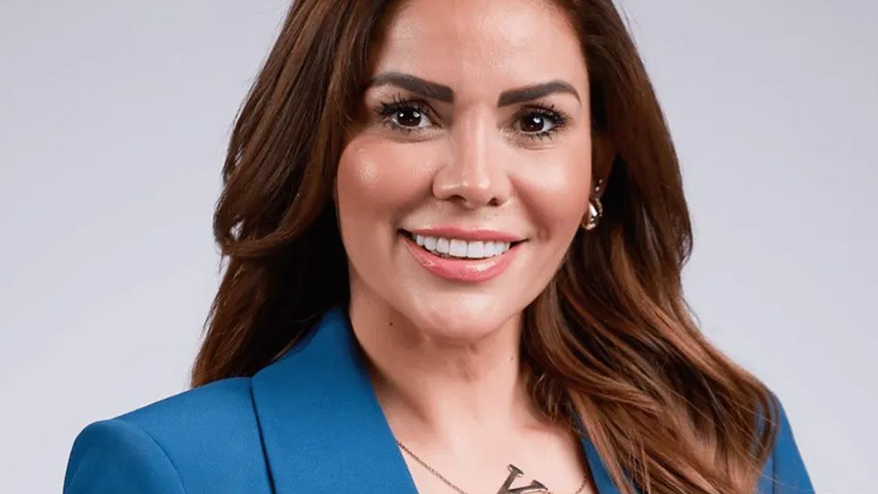 La exdiputada Karina Barrón obtuvo su libertad tras un acuerdo reparatorio que suspendió su proceso por falsedad de declaraciones y extorsión.