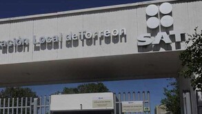 Fachada del edificio del SAT en Torreón