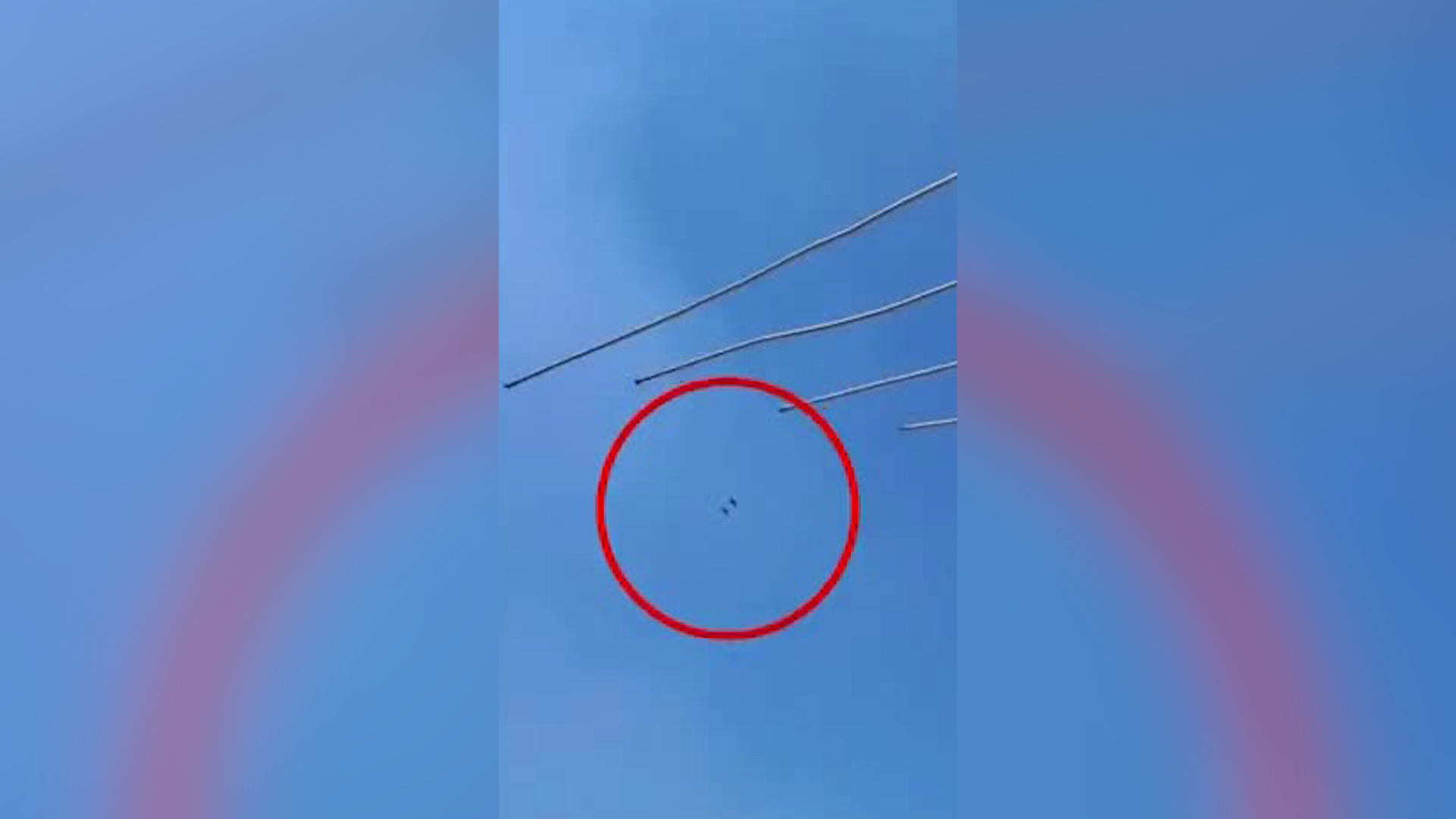 Videos compartidos a Telediario muestran avistamientos inusuales de estos vehículos oficiales.