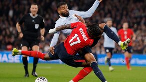 Uruguay empató de último minuto a Inglaterra con gol de Federico Valverde desde el punto penal en el partido amistoso de la fecha FIFA de marzo.