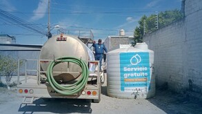 Siapa ofrece pipas de agua para la población de Guadalajara que no cuente con agua potable