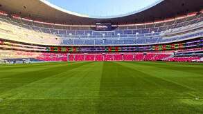 Cancha del nuevo estadio Azteca para el próximo Mundial 2026 / @GrupoOllamani