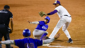 Jugadores de Charros de Jalisco en el partido ante Durango.