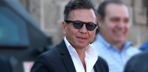 Pablo Lemus durante entrega de nuevas unidades y tecnología de seguridad en Guadalajara