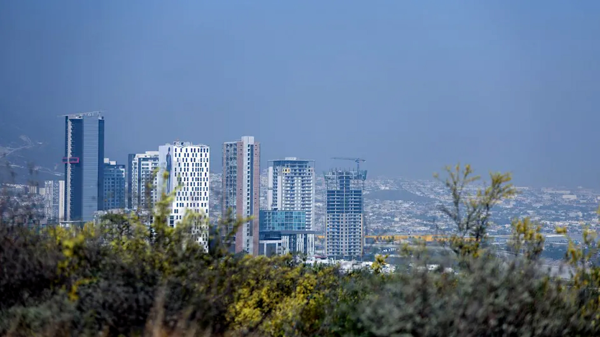 Programa conducido por Pamela Villanueva, Rubén Carreón y Fernando Robles, sábado 28 de marzo de 2026.