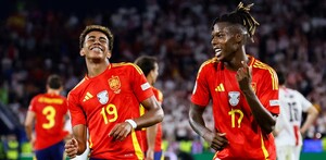 Lamine Yamal y Nico Williams celebrando un gol en la final de la Eurocopa 2026.