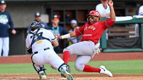 Diablos Rojos del México vs  Kane County Cougars en Baseball Champions League.