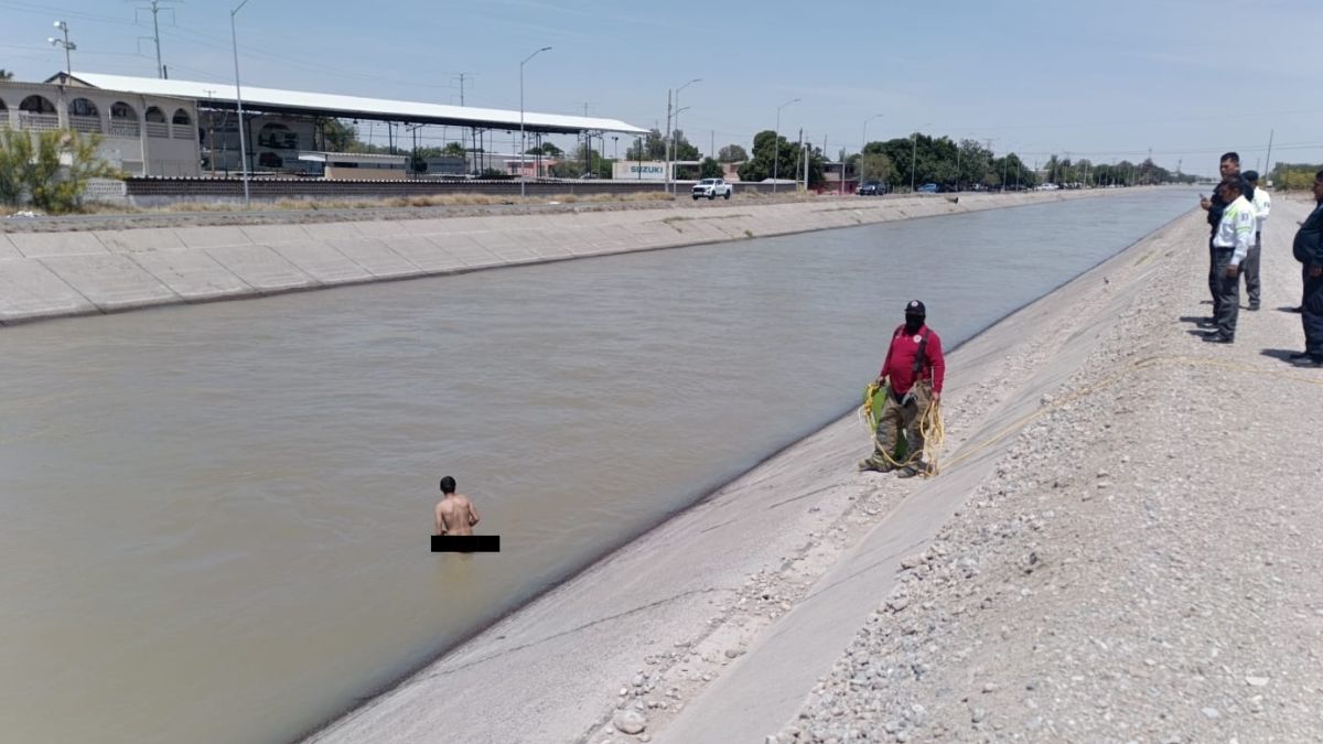 Hombre en el Canal del Sacramento