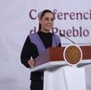 Claudia Sheinbaum en la mañanera del pueblo anunciando precio del diésel