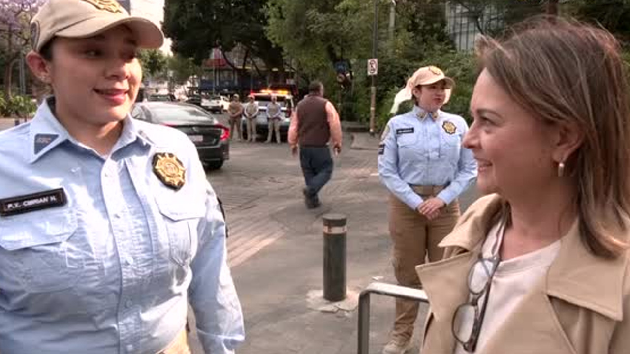 Más de 250 elementos de la Policía Turística de la CdMx se preparan para atender a visitantes del Mundial, con dominio de varios idiomas para brindar apoyo.