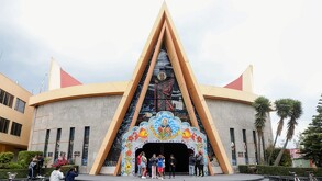Captan a Virgen de los Dolores llorando en San Mateo Atenco.