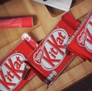 Luego de confirmarse el cuantioso robo de 12 toneladas de chocolates, la marca KitKat tuvo una peculiar respuesta al incidente por medio de sus redes sociales.