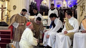 La misa de lavatorio de pies en la Catedral de Guadalajara es un evento solemne y profundamente espiritual para la comunidad católica