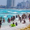 Playas de México con turistas durante las vacaciones