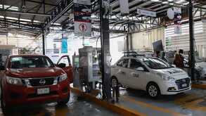 Autos en la verificación vehicular 2026