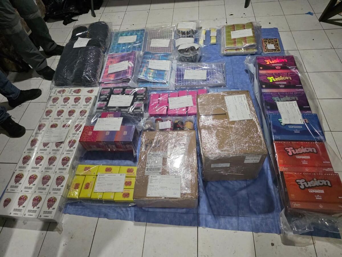 Envoltorios de dulces con hierva