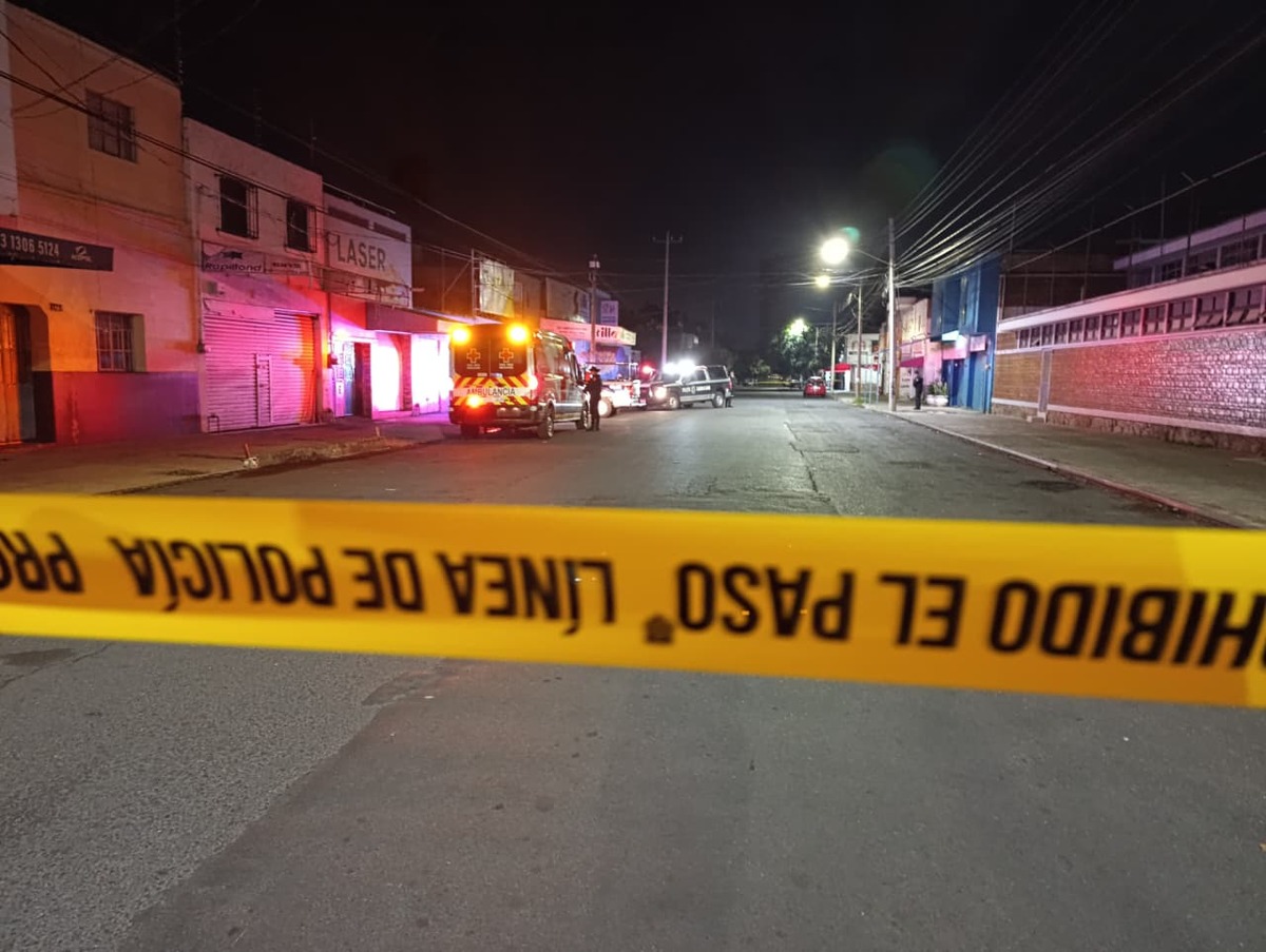 Localizan cuerpo sin vida de un hombre en la colonia San Juan Bosco de Guadalajara.