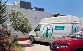 Semefo de Torreón donde murió un hombre tras caer de una camioneta en movimiento.