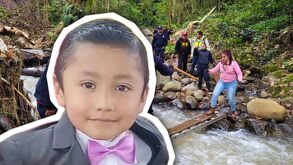 Imagen de un niño desaparecido sobrepuesta a una imagen de una persona atravesando un río.