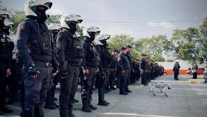 Elementos de la Policía en Estadio de Rayados