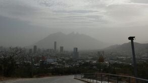 Pronóstico del tiempo en Monterrey: tarde bochornosa previo al frente frío del domingo