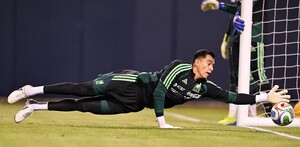 Raúl 'Tala' Rangel, portero de Chivas y de la Selección Mexicana.