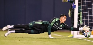 Raúl 'Tala' Rangel, portero de Chivas y de la Selección Mexicana.