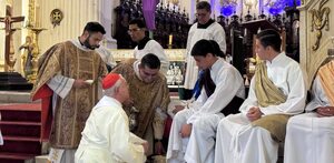 La misa de lavatorio de pies en la Catedral de Guadalajara es un evento solemne y profundamente espiritual para la comunidad católica