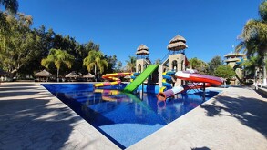 Te decimos cuáles son los balnearios y parques acuáticos de Querétaro que destacan gracias a su precio, calidad e instalaciones.