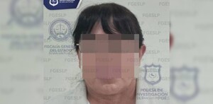 Una maestra fue detenida tras ser acusada de violación específica agravada en un centro educativo de la capital potosina.