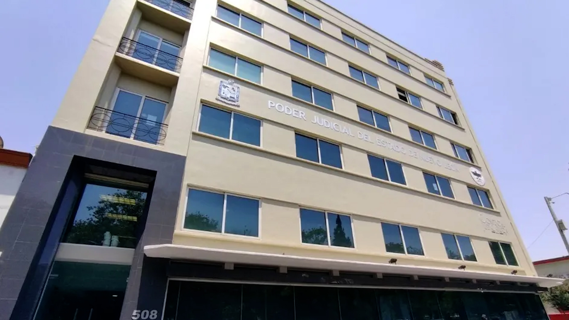 Javier Flores, Fiscal General de Justicia en Nuevo León, informó que su área no está en riesgo de paro.