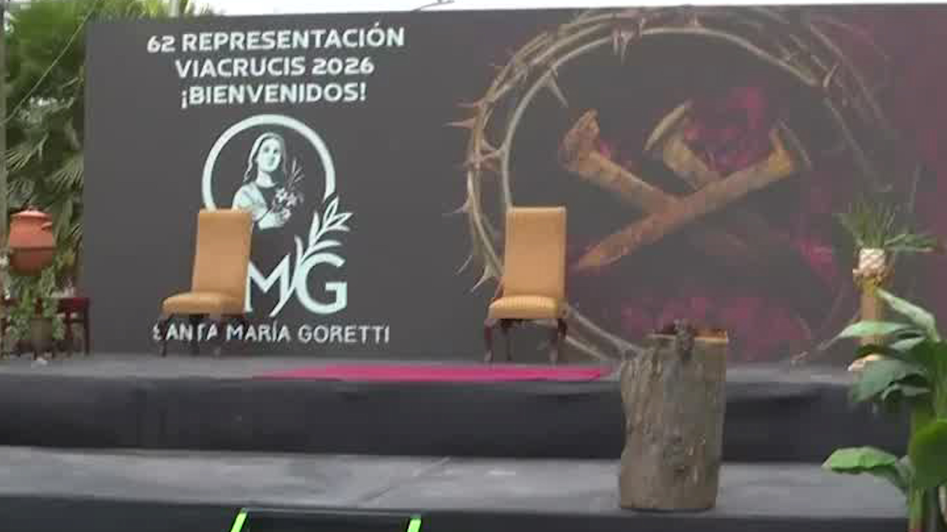 La iglesia María Goretti reúne desde hace 62 años a cientos de feligreses para la representación de la Pasión de Cristo.