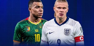 Kylian Mbappé junto a Erling Haaland con la camiseta de equipos que no son su selección.