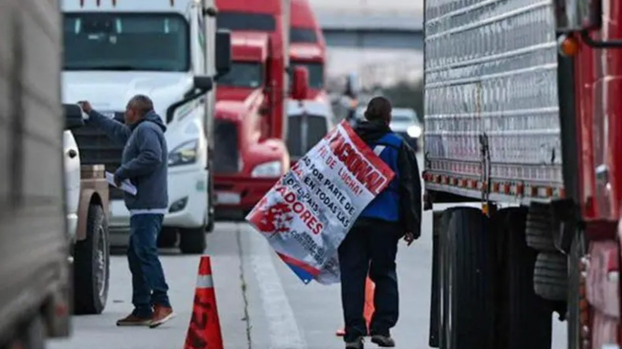 Programa conducido por Ana Laura Alanís, César García y David Medrano, lunes 06 de abril 2026.