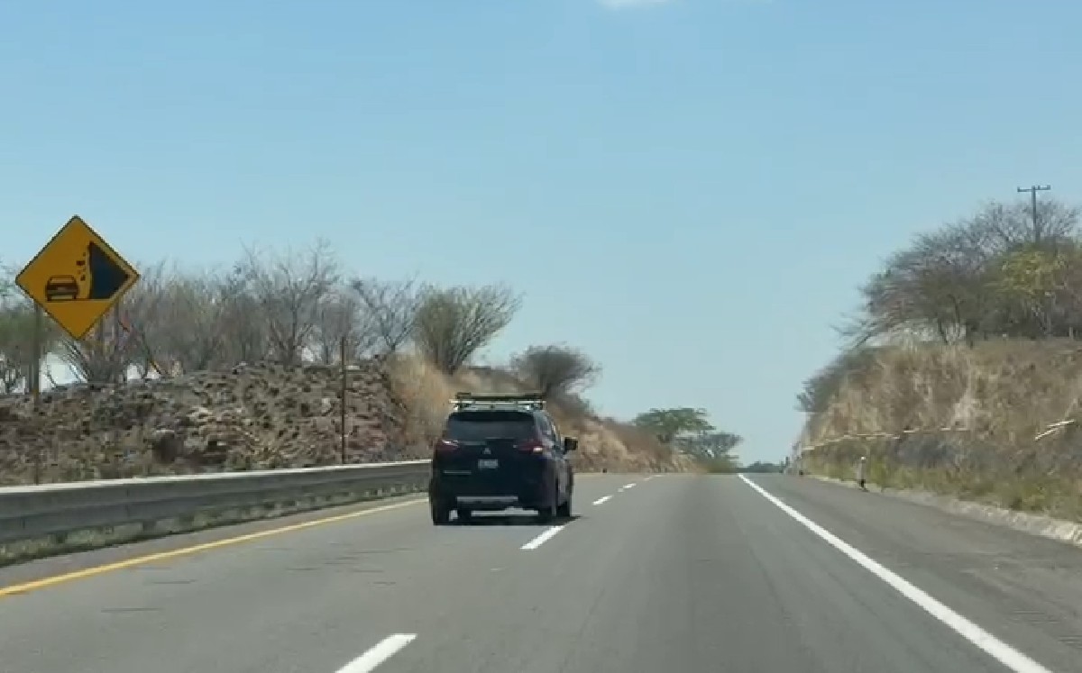 Sin bloqueos ni manifestaciones, la vía opera con normalidad este lunes.
