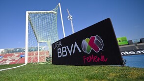 Logo de la Liga MX Femenil previo a un partido de  Liga MX Femenil.