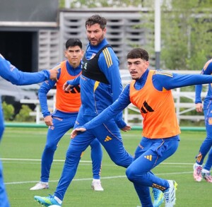 Jugadores de Tigres en entrenamiento del 6 de abril.