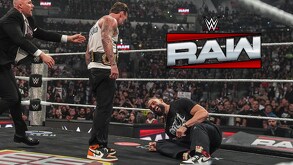 CM Punk y Roman Reigns en su rivalidad de WWE Raw.