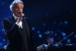 El cantante italiano de ópera Andrea Bocelli ofrecerá un concierto en el Foro de las Estrellas de la Feria de San Marcos 2026.