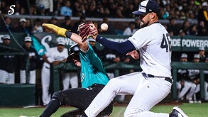 Los Sultanes vs Saraperos en juego de pretemporada.