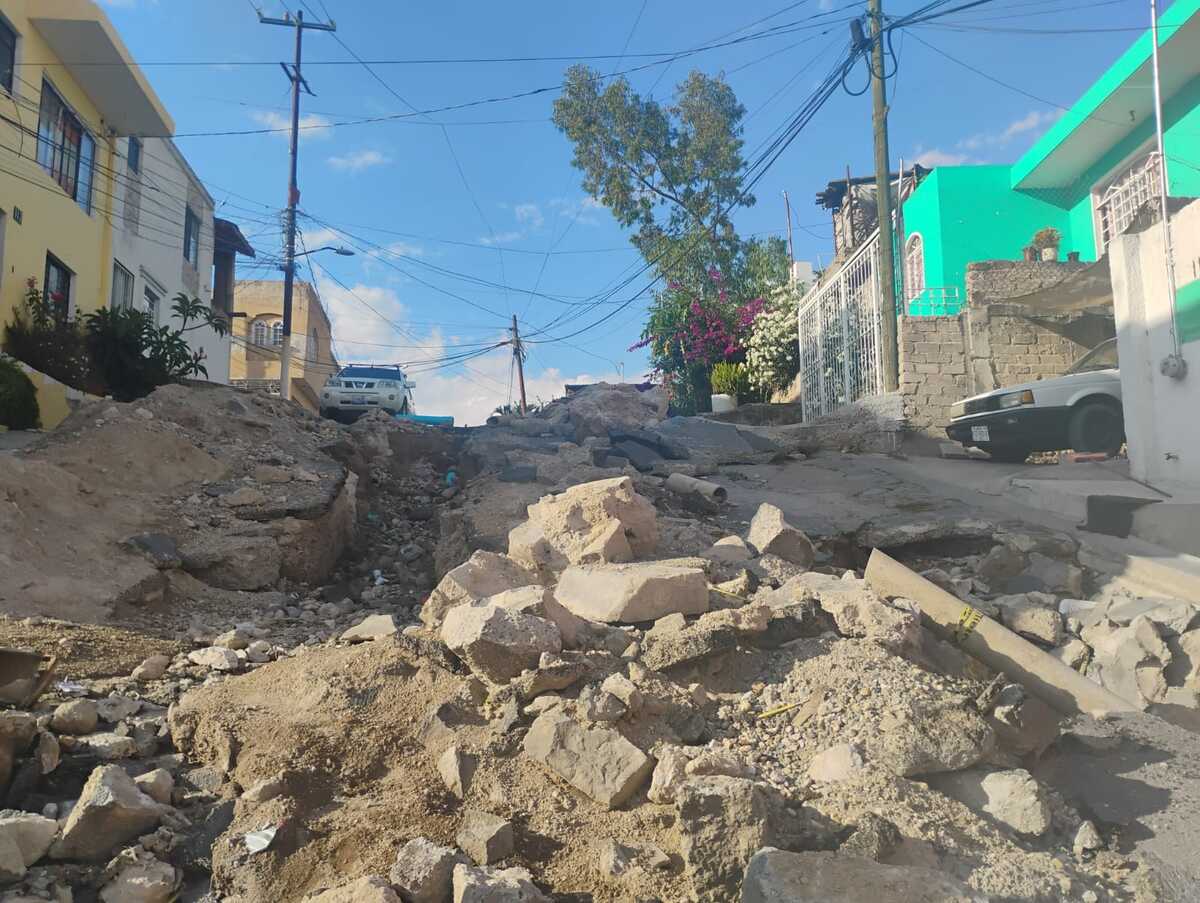 Obras de Siapa dejan sin agua a colonia Agua Fría en Zapopan