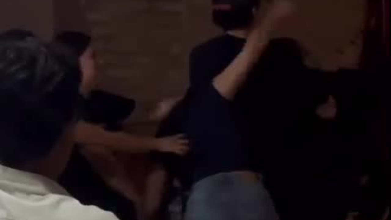 Los hechos violentos tuvieron lugar en un establecimiento situado en el cruce de la calle Prolongación Allende y avenida Matamoros de Lerdo.