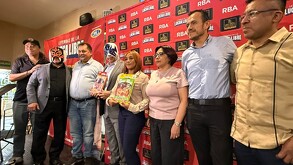 Presentación de Libros Leyendas de la Lucha Libre con combates icónicos.