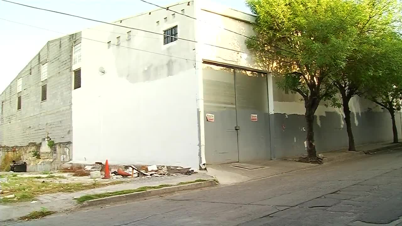 Un hombre murió tras atragantarse mientras comía en una empresa de la colonia Independencia, en Monterrey.